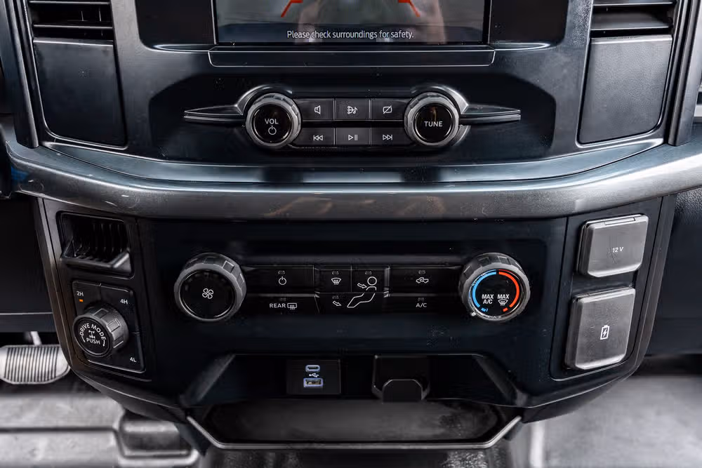 2023 Ford F-150 XL SuperCrew Image 26