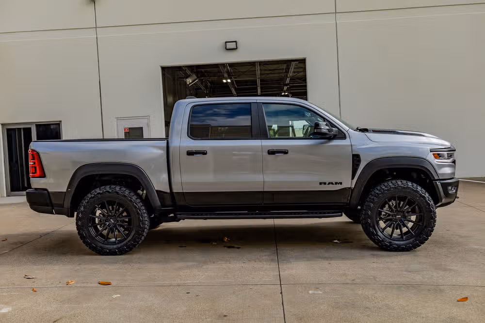 2026 Ram 1500 RHO Crew Cab Image 11