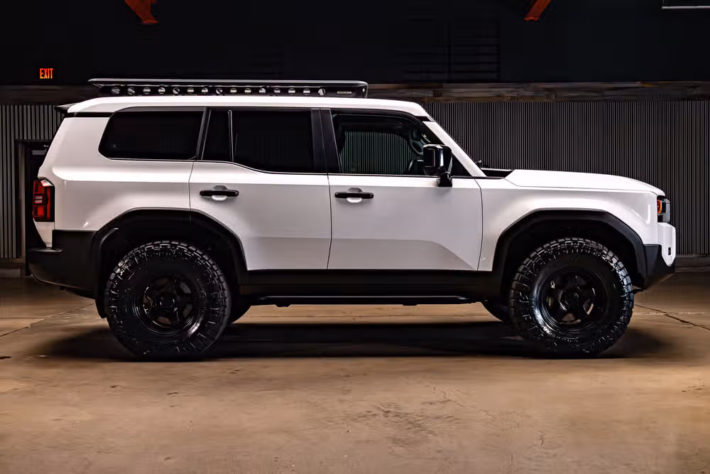 2024 Toyota Land Cruiser Base Image 11