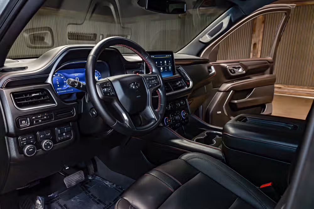 2024 Chevrolet Suburban RST Image 14