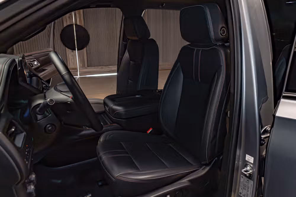 2024 Chevrolet Suburban RST Image 21