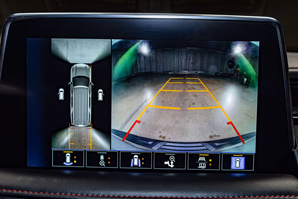 2024 Chevrolet Suburban RST Image 20