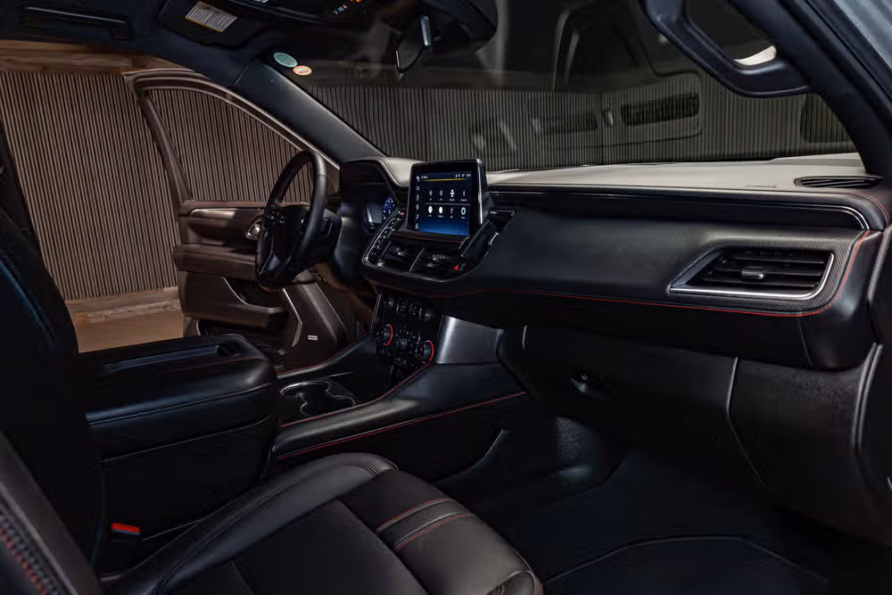 2024 Chevrolet Suburban RST Image 17