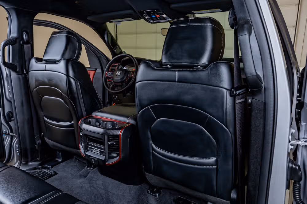 2025 Ram 1500 Rebel Crew Cab Image 32
