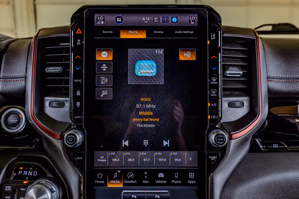 2025 Ram 1500 Rebel Crew Cab Image 25