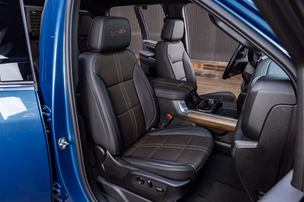 2024 Chevrolet Silverado 2500HD High Country Crew Cab Image 31