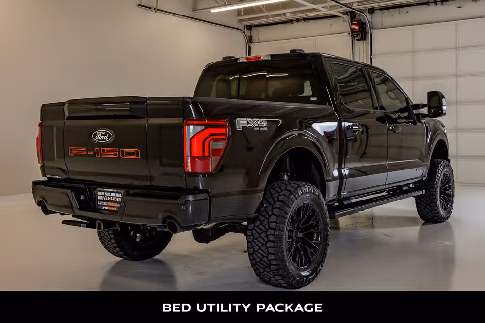 2025 Ford F-150 Lariat SuperCrew Image 10