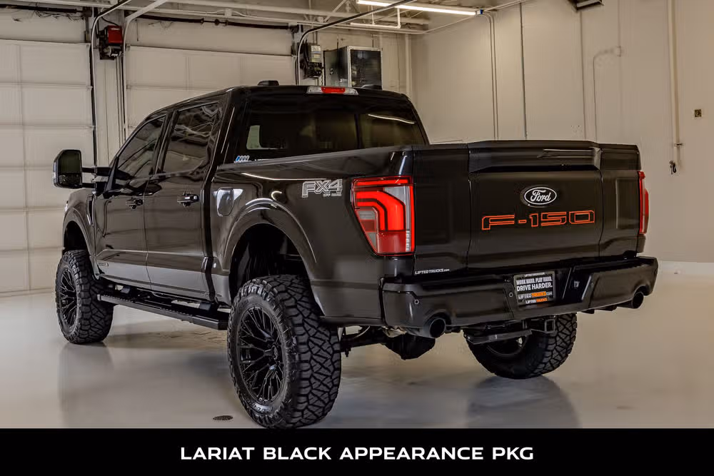 2025 Ford F-150 Lariat SuperCrew Image 7