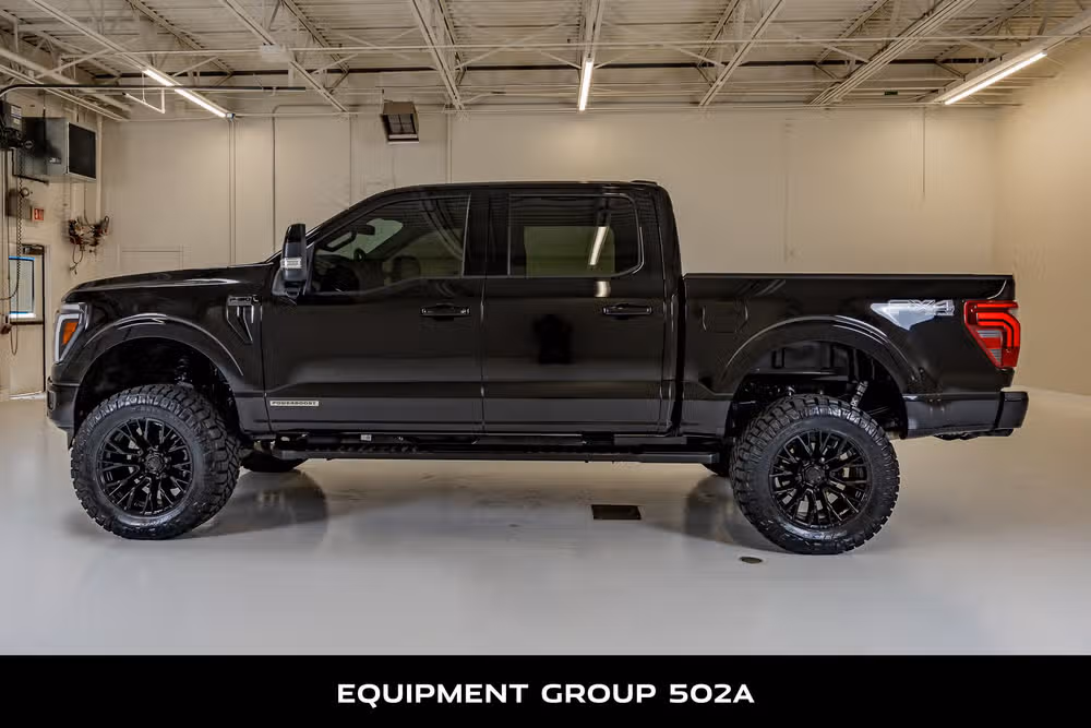 2025 Ford F-150 Lariat SuperCrew Image 6