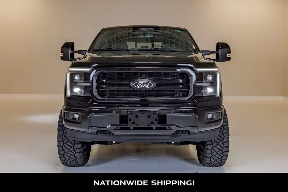 2025 Ford F-150 Lariat SuperCrew Image 4