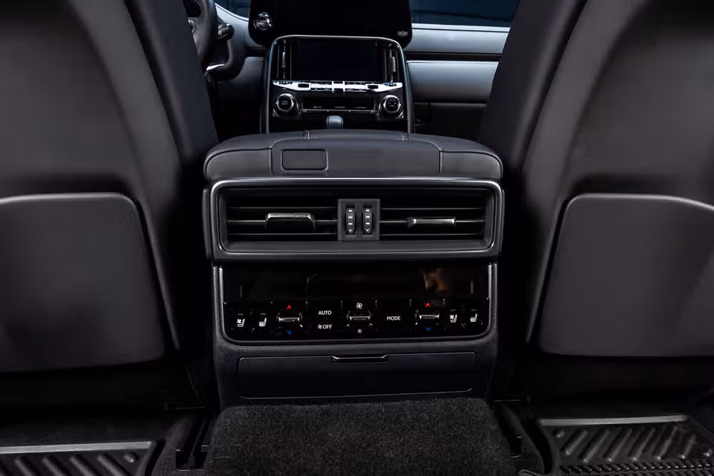 2025 Lexus LX 700h Overtrail Image 30
