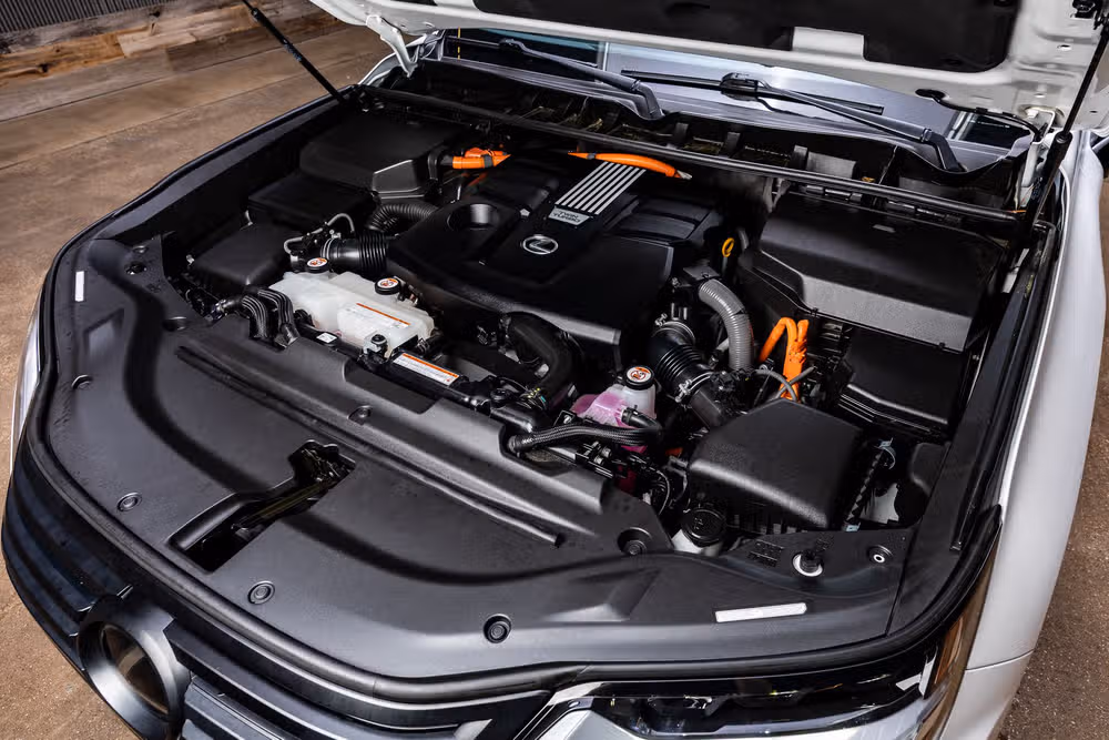 2025 Lexus LX 700h Overtrail Image 38