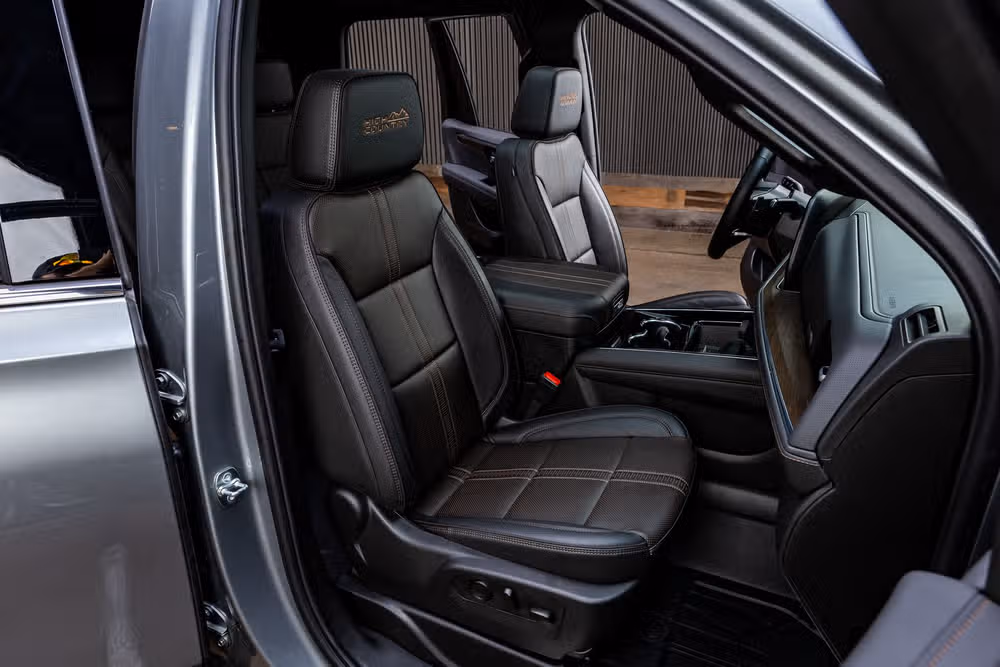 2025 Chevrolet Tahoe High Country Image 31