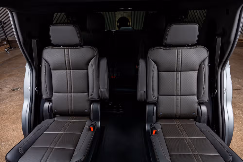 2025 Chevrolet Tahoe High Country Image 35