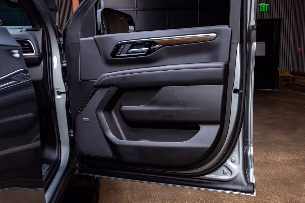 2025 Chevrolet Tahoe High Country Image 38