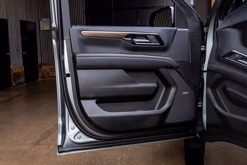2025 Chevrolet Tahoe High Country Image 37