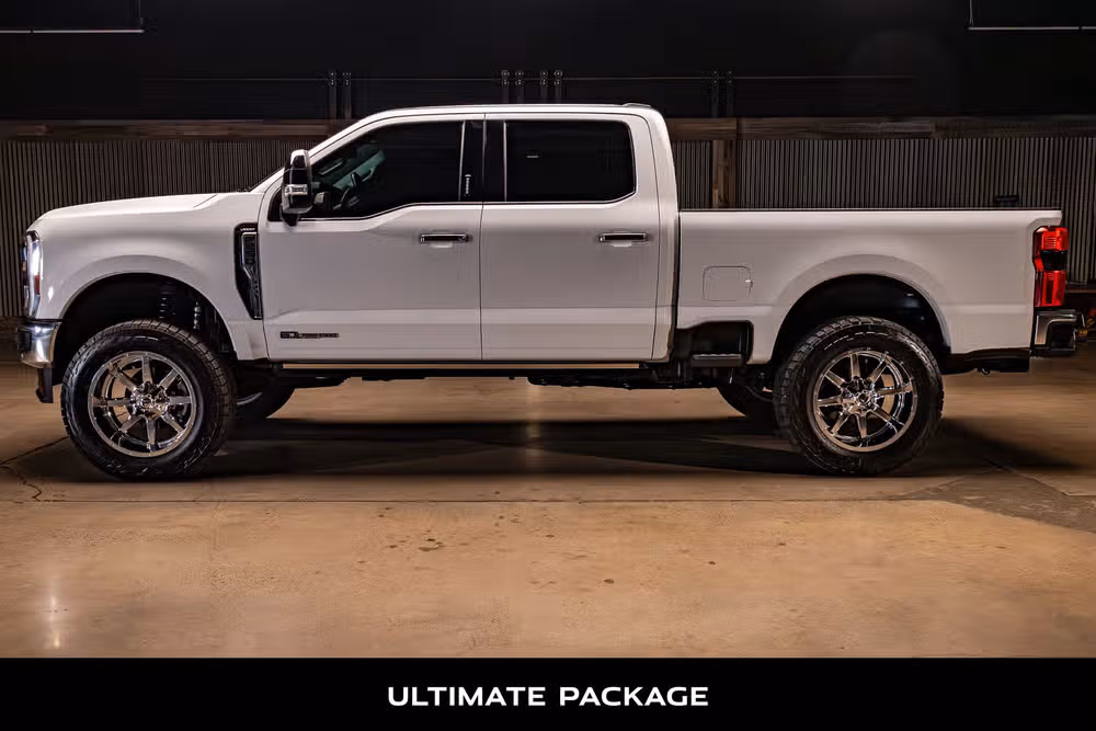2023 Ford F-250 Super Duty Lariat Crew Cab Image 5