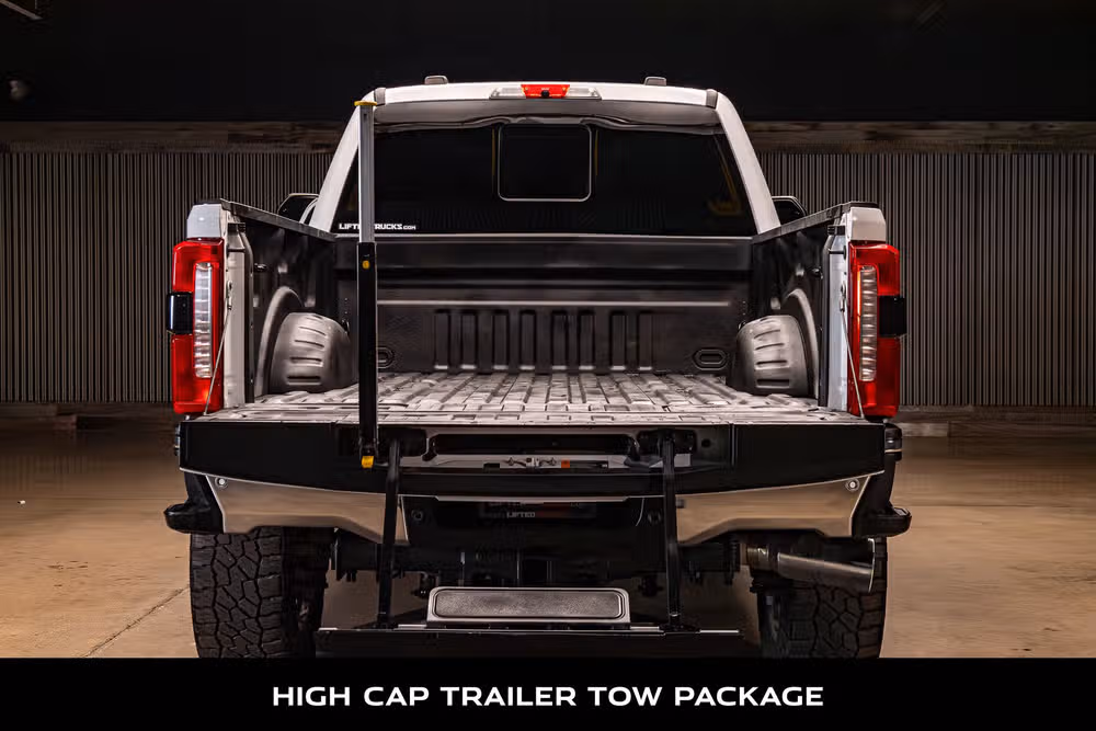 2023 Ford F-250 Super Duty Lariat Crew Cab Image 8