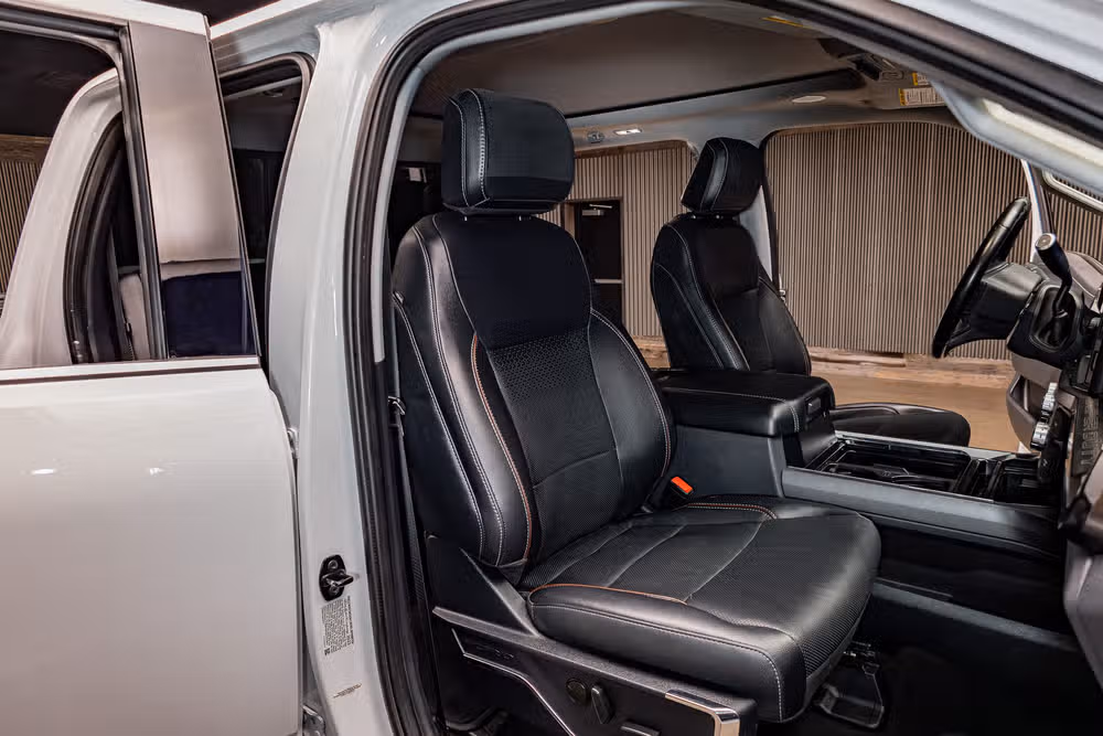 2023 Ford F-250 Super Duty Lariat Crew Cab Image 24