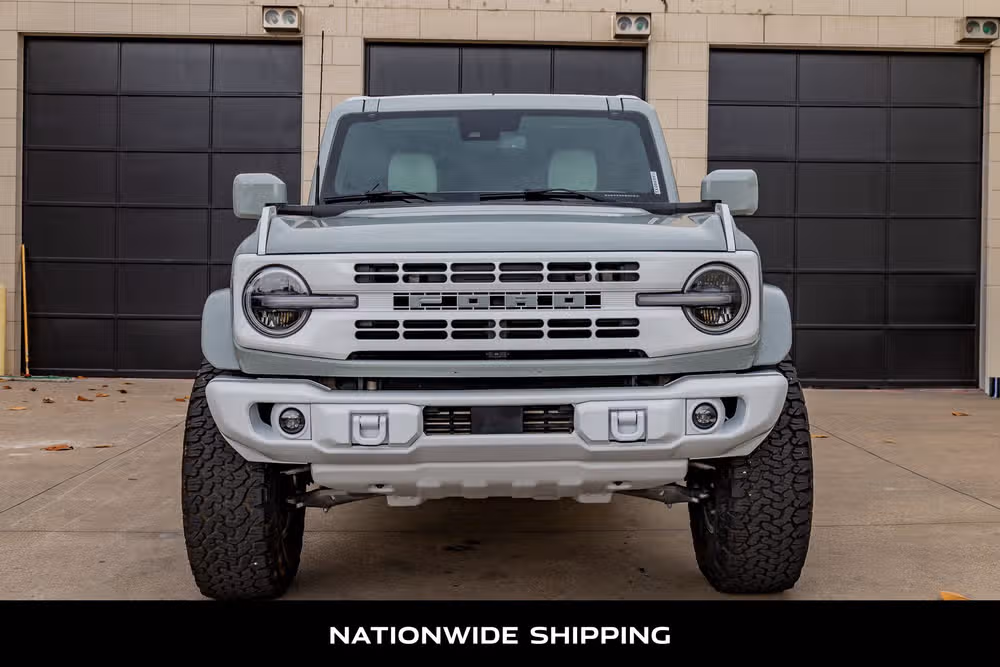 2023 Ford Bronco Heritage Edition Image 4
