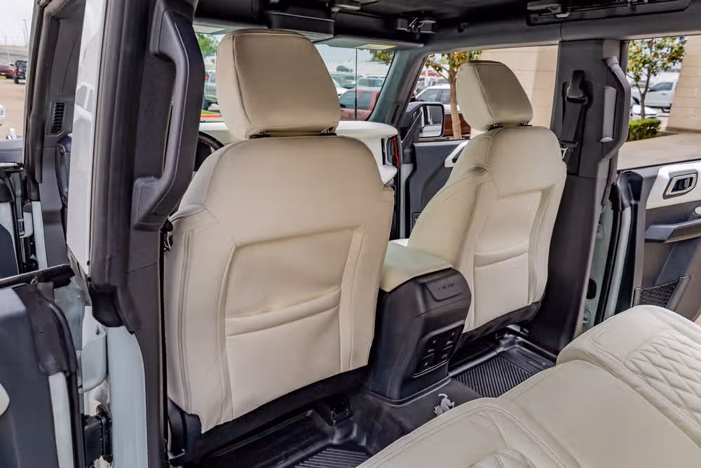 2023 Ford Bronco Heritage Edition Image 35