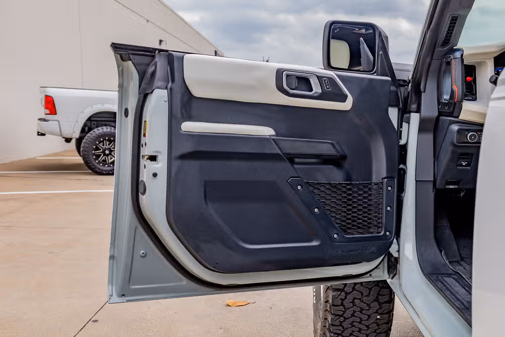 2023 Ford Bronco Heritage Edition Image 37