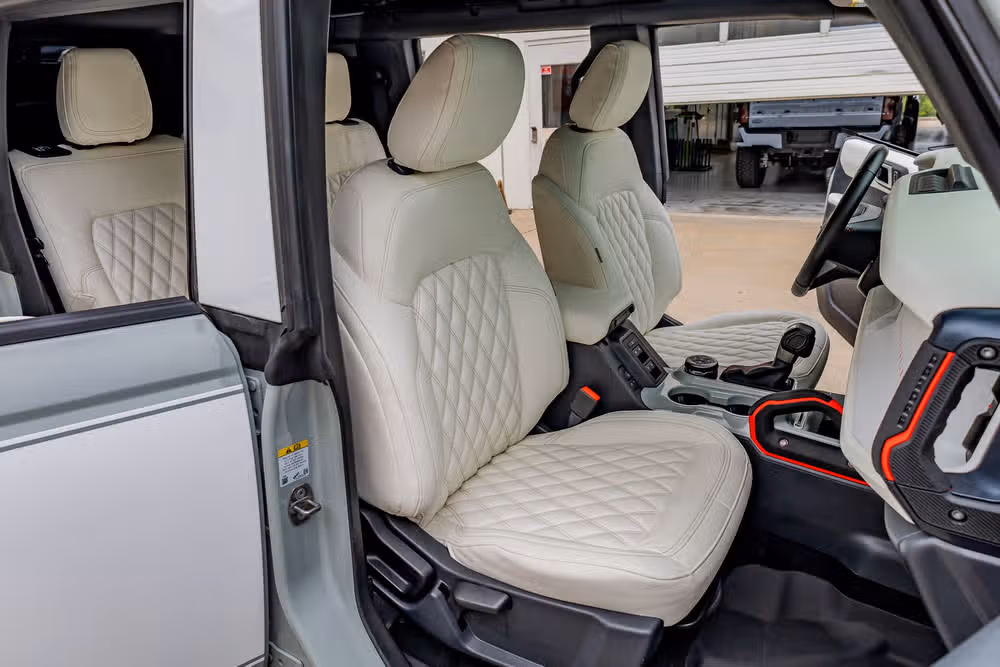 2023 Ford Bronco Heritage Edition Image 32