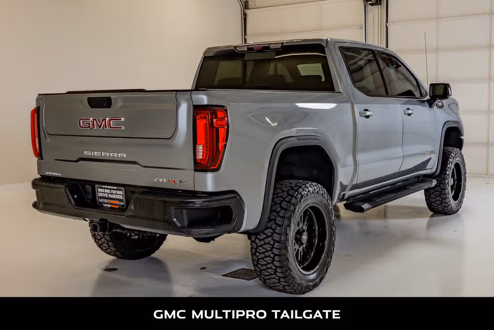 2024 GMC Sierra 1500 AT4X Crew Cab Image 9