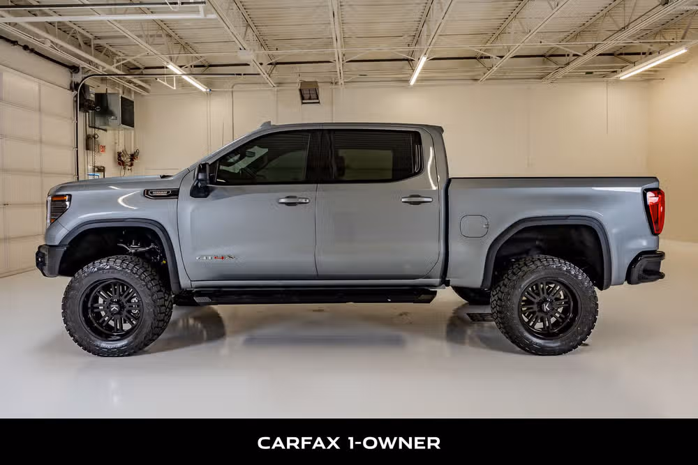 2024 GMC Sierra 1500 AT4X Crew Cab Image 5