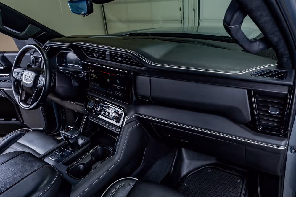 2024 GMC Sierra 1500 AT4X Crew Cab Image 17