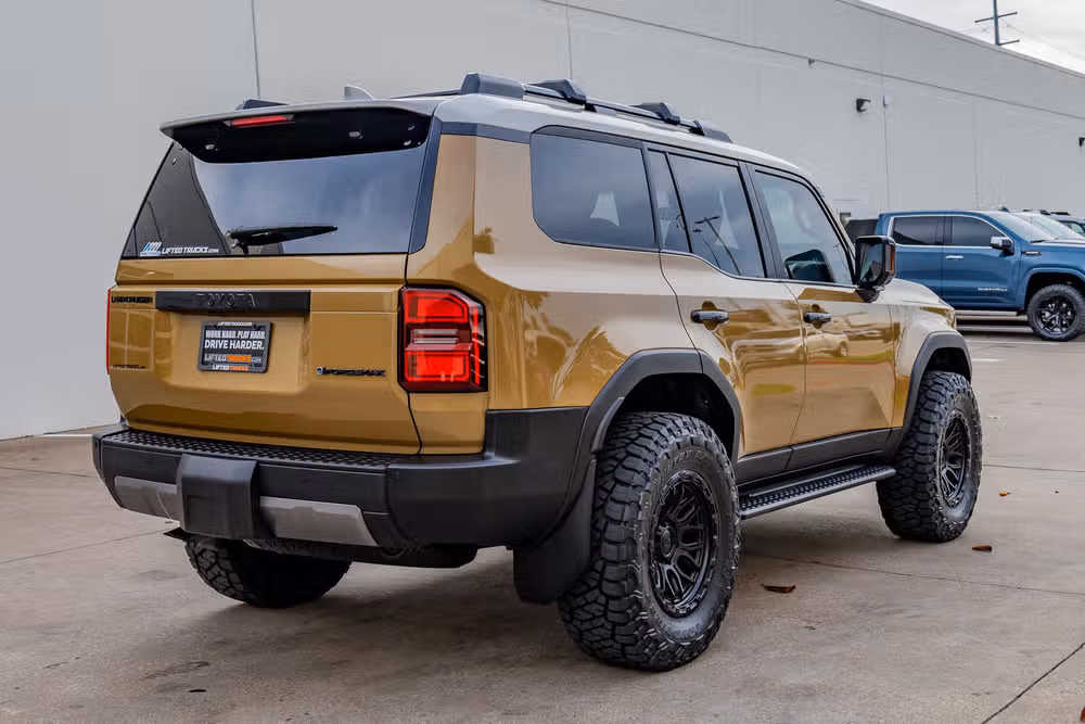 2026 Toyota Land Cruiser Base Image 10