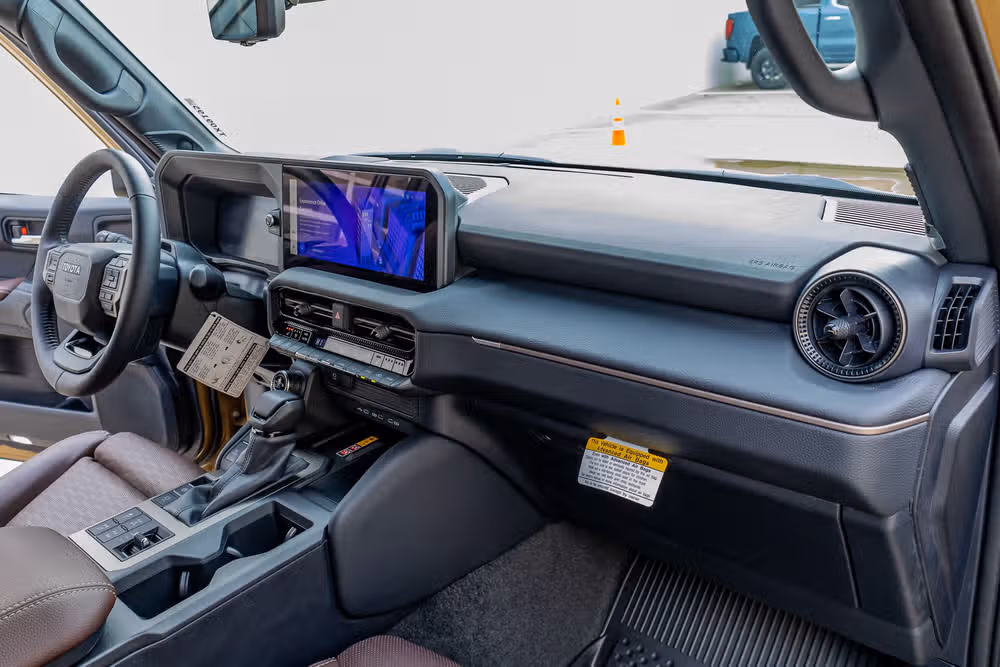 2026 Toyota Land Cruiser Base Image 18
