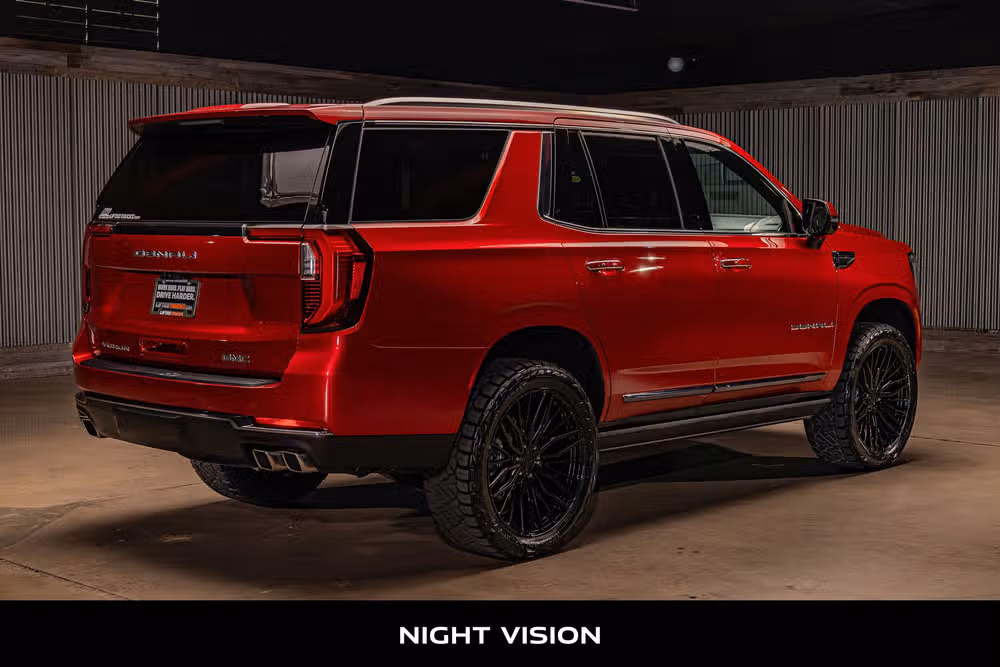 2025 GMC Yukon Denali Ultimate Image 10
