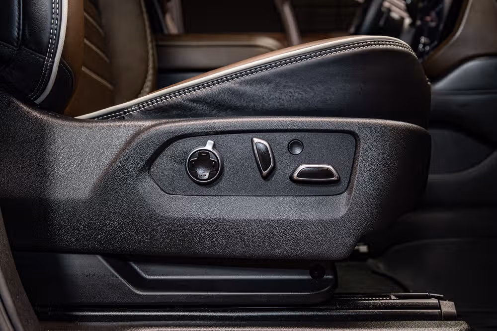 2025 GMC Yukon Denali Ultimate Image 27
