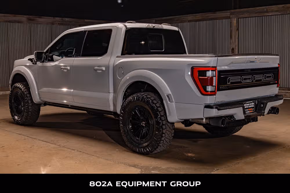 2023 Ford F-150 Raptor R SuperCrew Image 6