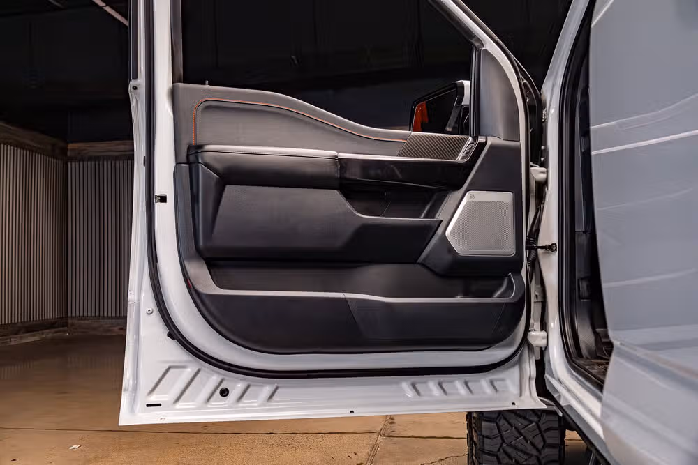 2023 Ford F-150 Raptor R SuperCrew Image 28