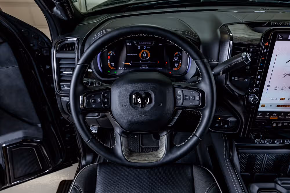 2025 Ram 3500 Limited Crew Cab Image 18