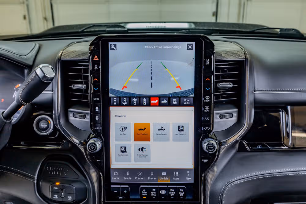 2025 Ram 3500 Limited Crew Cab Image 23