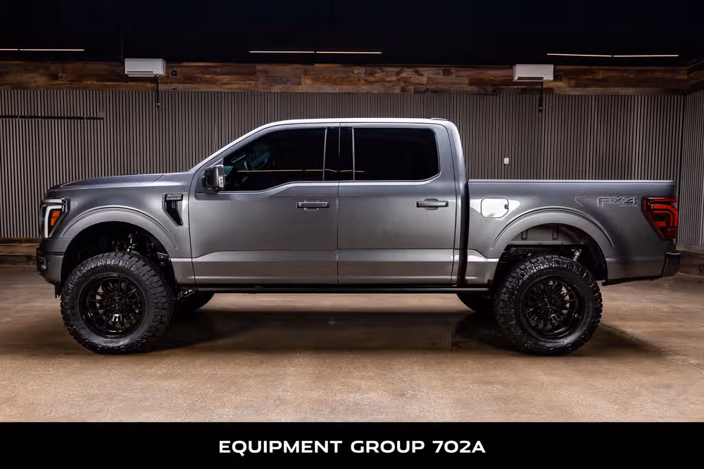 2025 Ford F-150 Platinum SuperCrew Image 6