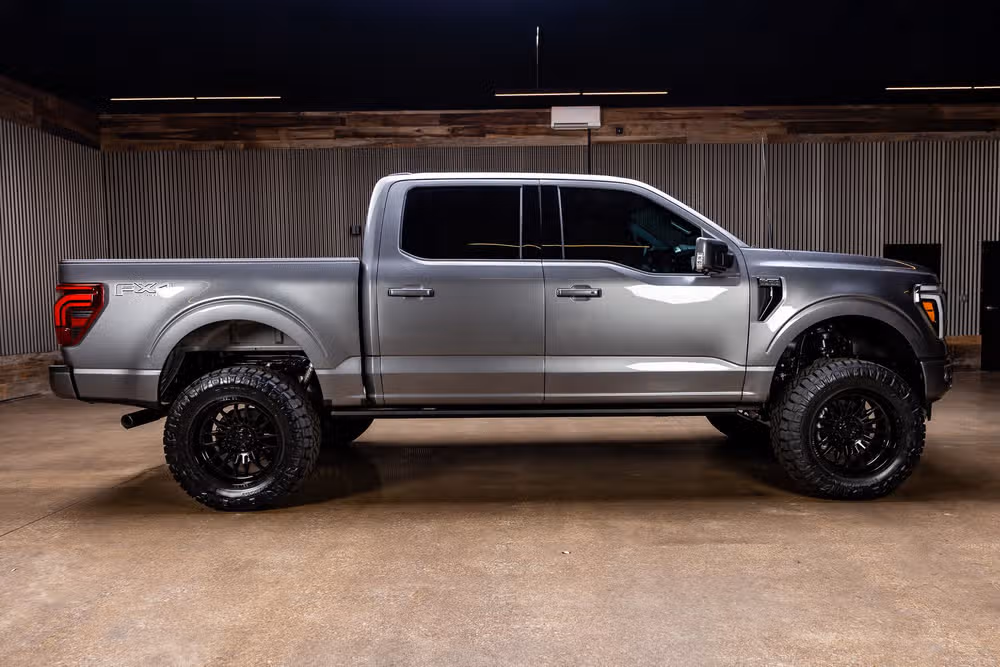 2025 Ford F-150 Platinum SuperCrew Image 11