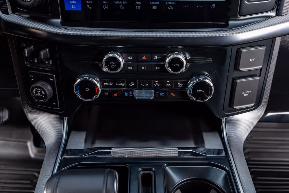 2025 Ford F-150 Platinum SuperCrew Image 26