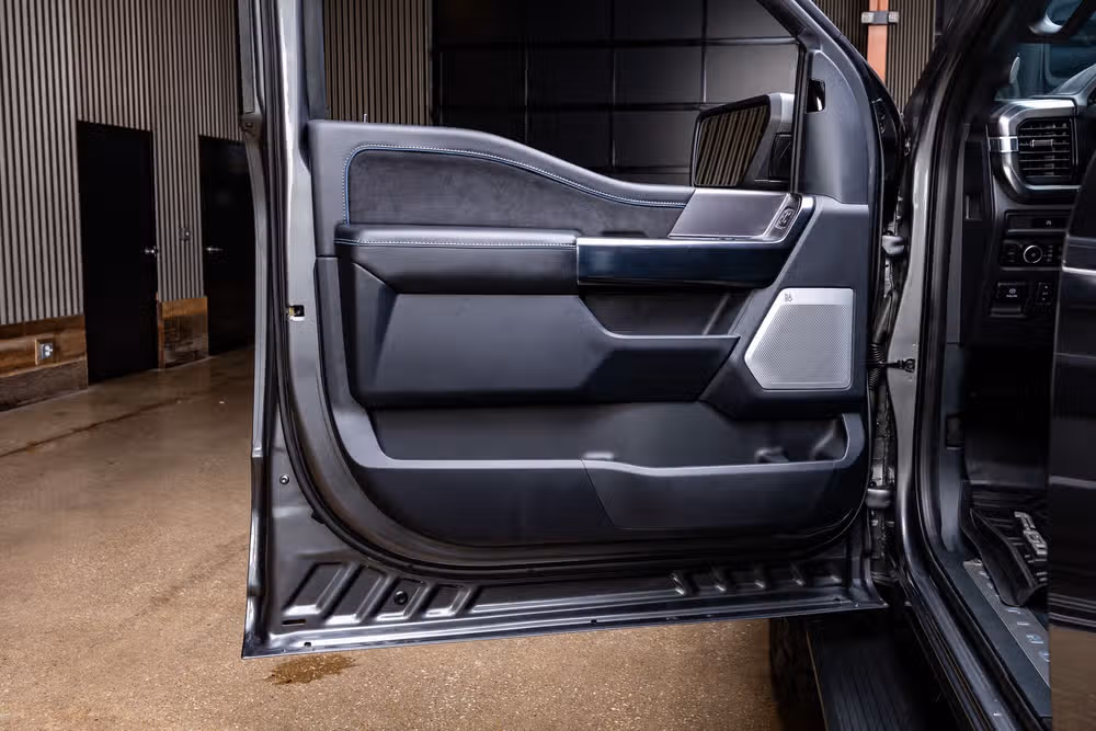 2025 Ford F-150 Platinum SuperCrew Image 35