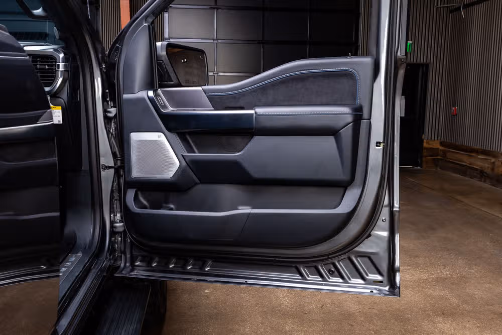 2025 Ford F-150 Platinum SuperCrew Image 36