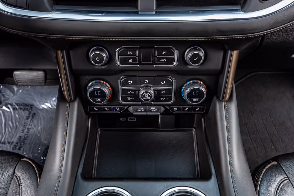 2023 Chevrolet Tahoe High Country Image 27