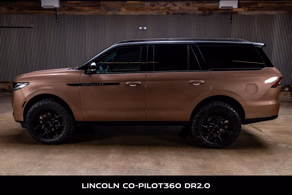 2025 Lincoln Navigator Black Label Image 6