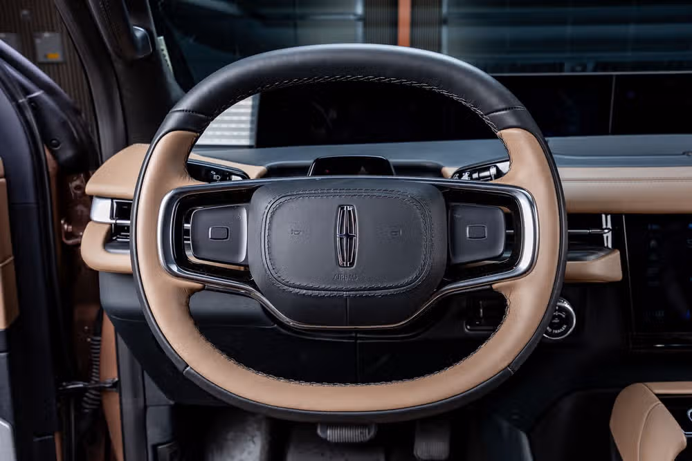 2025 Lincoln Navigator Black Label Image 16