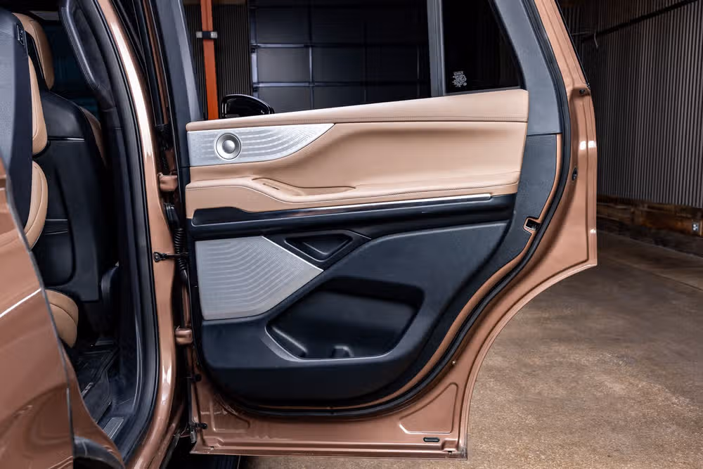 2025 Lincoln Navigator Black Label Image 36