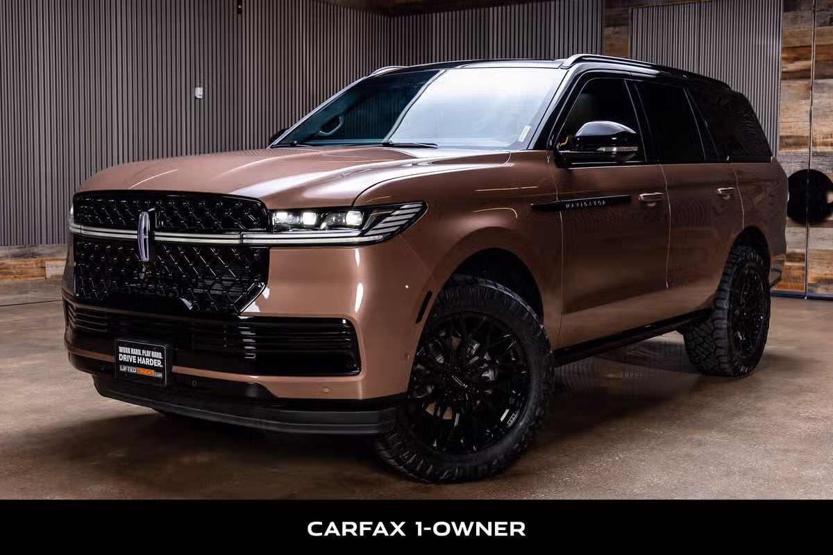 2025 Lincoln Navigator Black Label