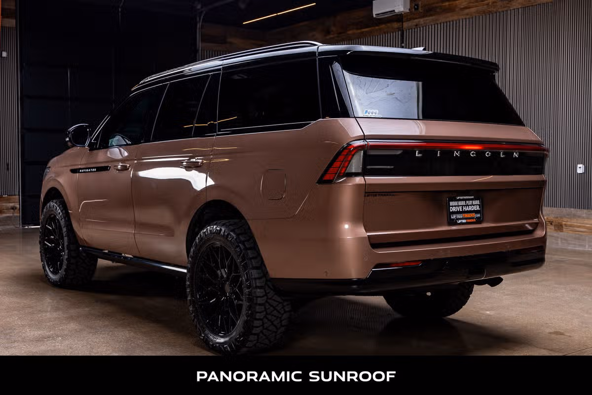 2025 Lincoln Navigator Black Label