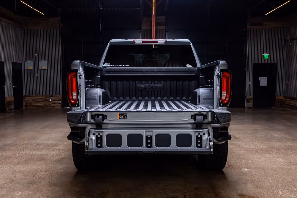 2026 GMC Sierra 1500 AT4 Crew Cab Image 9